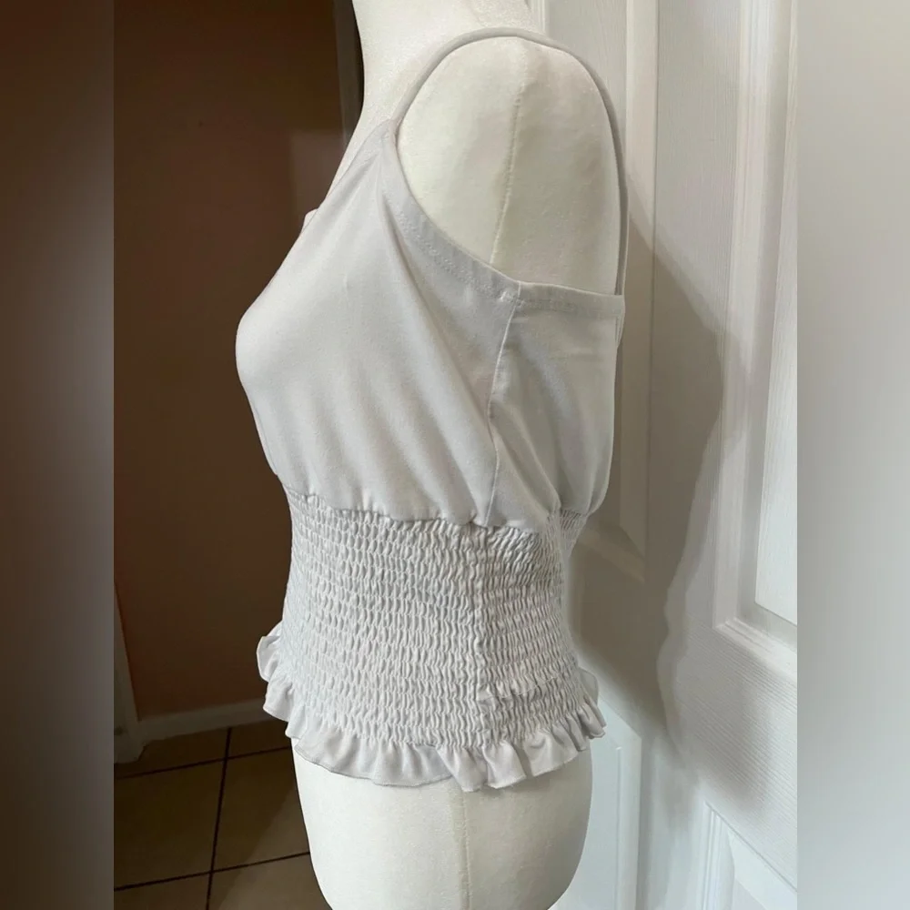💙White tank Top - Picture 3 of 11
